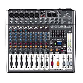 7. BEHRINGER XENYX X1222USB